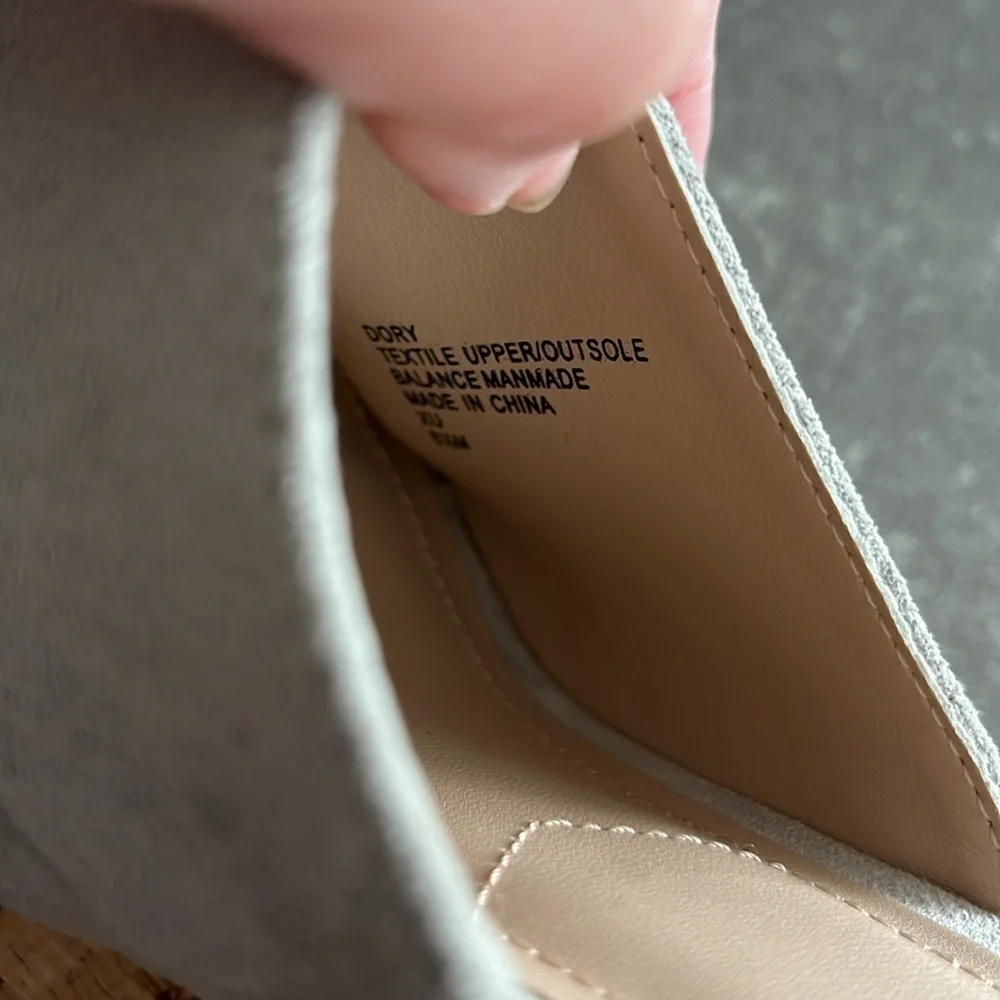 Charles David Dory Faux Suede Platform Wedge 8.5.